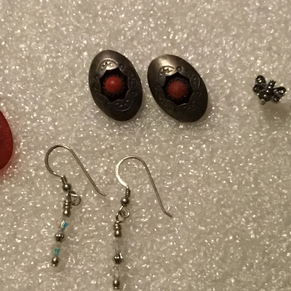 Bundle Of 4 Pairs Of Sterling Silver Earrings - image 4